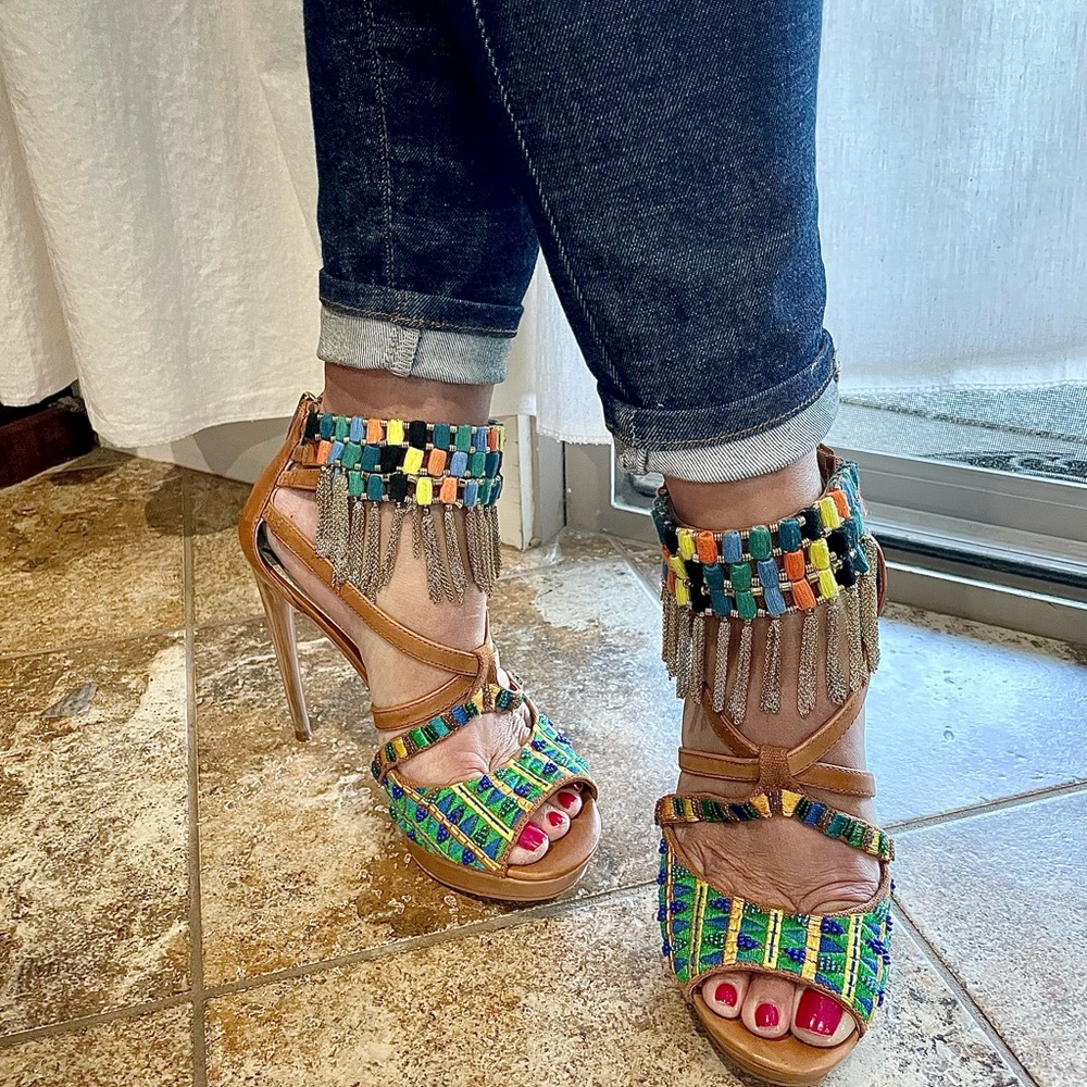 Sexy Multicolor Chain Detail Heels